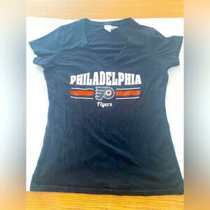 Women’s Philadelphia Flyers, V-neck T-shirt